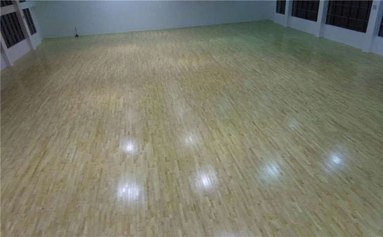 專業(yè)的舞臺(tái)實(shí)木地板哪個(gè)品牌好？