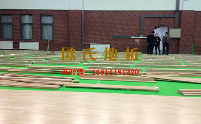 柞木、楓木與楓樺木應(yīng)用到體育場(chǎng)館哪種較好呢？