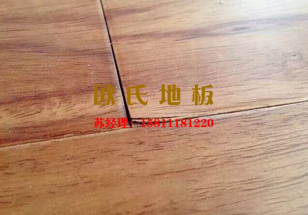 平時(shí)注意這些，會(huì)更好的保護(hù)舞臺(tái)木地板——?dú)W氏地板