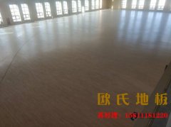 場(chǎng)館籃球木地板多少錢(qián)一平方